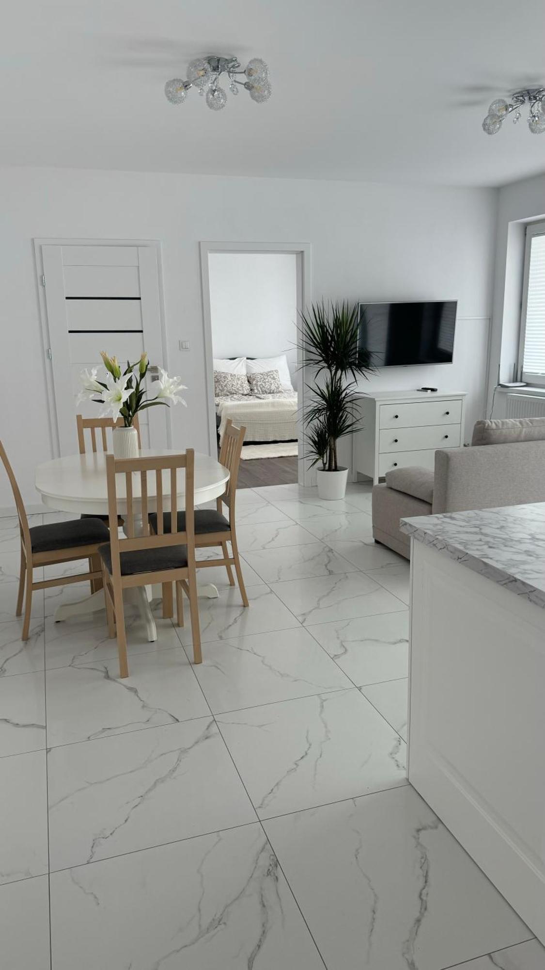 Apartament Grojec Exteriér fotografie